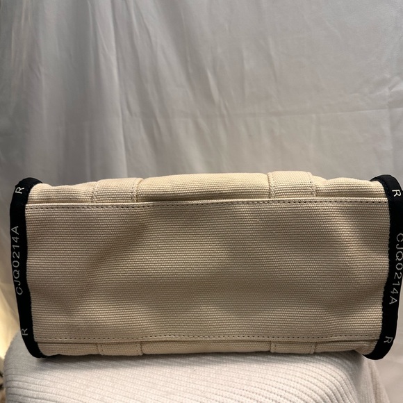 LIKE NEW Marc Jacobs The Jacquard Medium Tote Bag in Warm Sand BEIGE REVOLVE - Picture 9 of 16